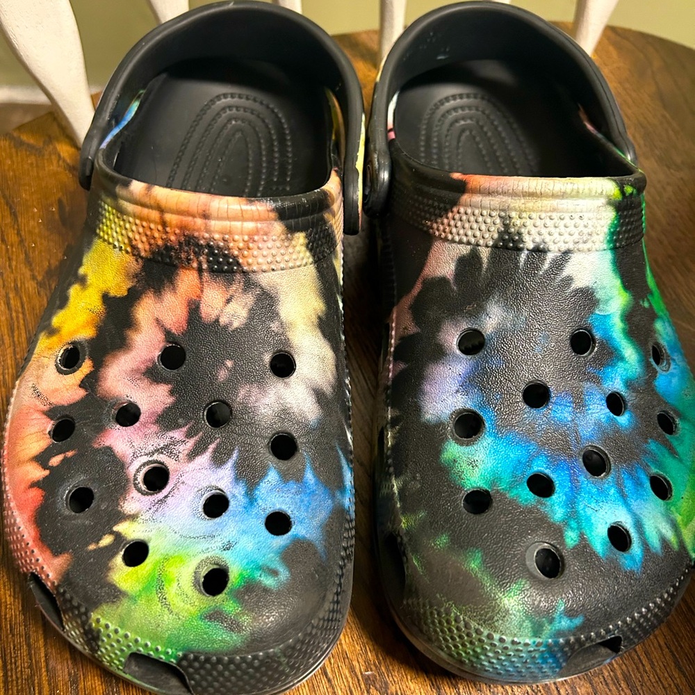 SOLD Tie dye crocs size 8